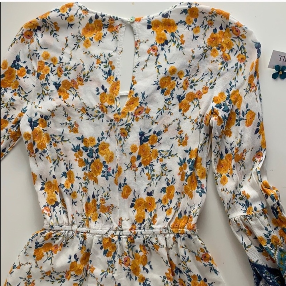 😍 Chloe & Kate Romper 😍 - Picture 6 of 7